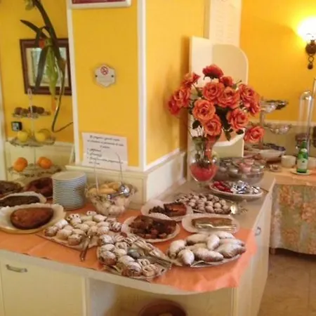 Hotel Alessandra 3*