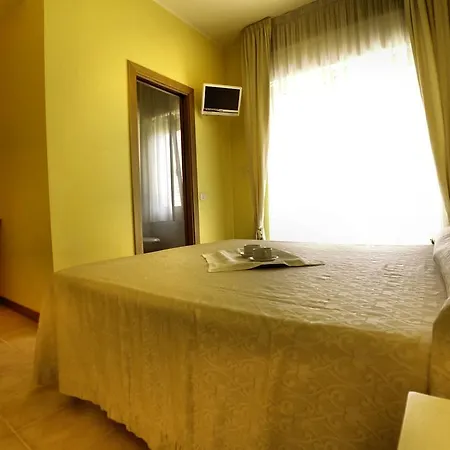 Alessandra Hotel